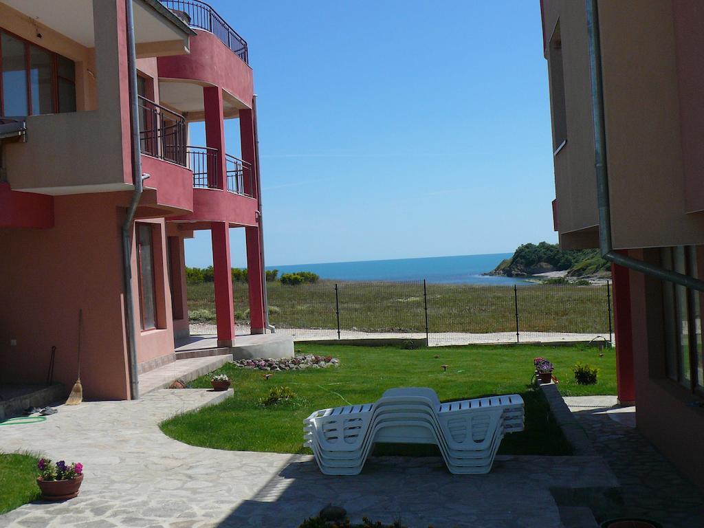 Dream Bay Family Hotel Царёво Экстерьер фото