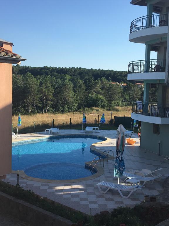 Dream Bay Family Hotel Царёво Экстерьер фото
